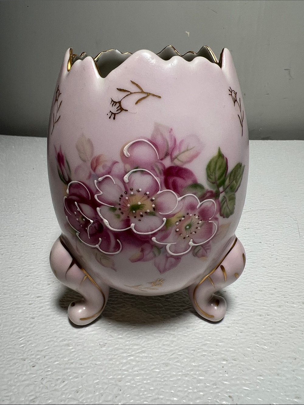 Vtg 60s Inarco Porcelain Footed Egg Vase with HandPainted Floral Decor Gold Trim